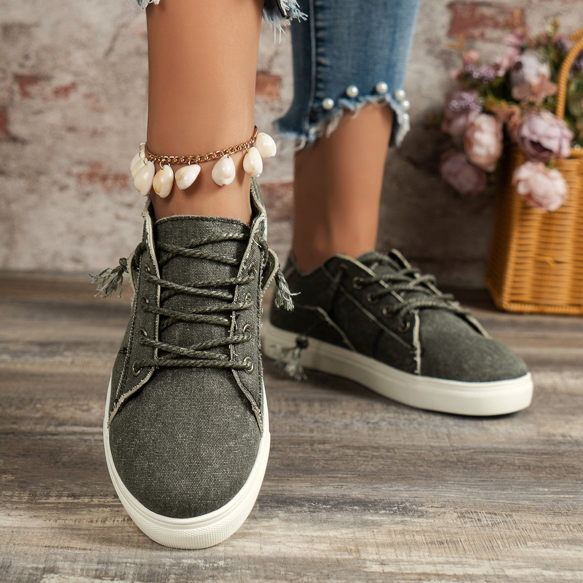 Bequeme und stylische orthopädische Sneakers