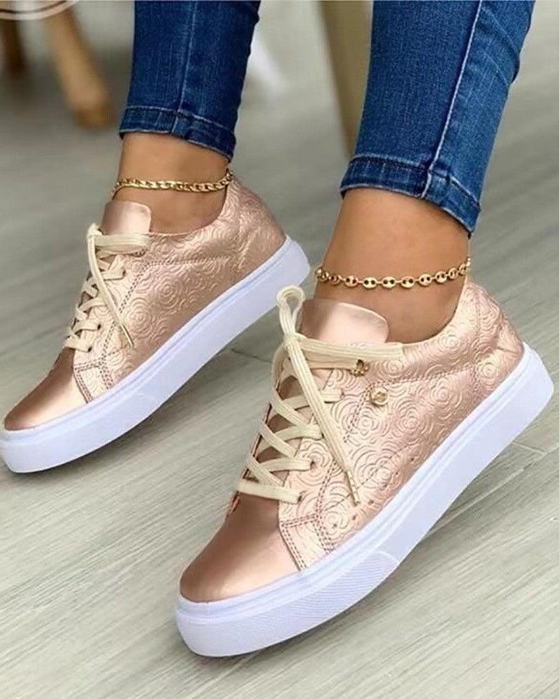 Bequeme und stylische orthopädische Sneakers