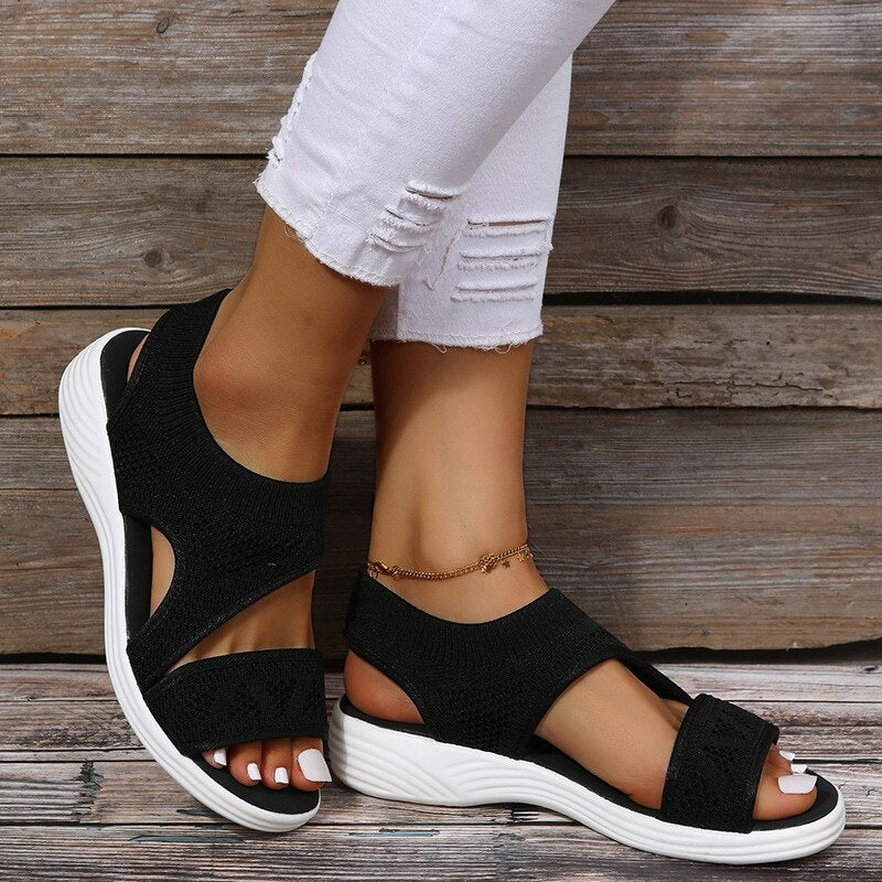 Bequeme, luftige Sommersandalen