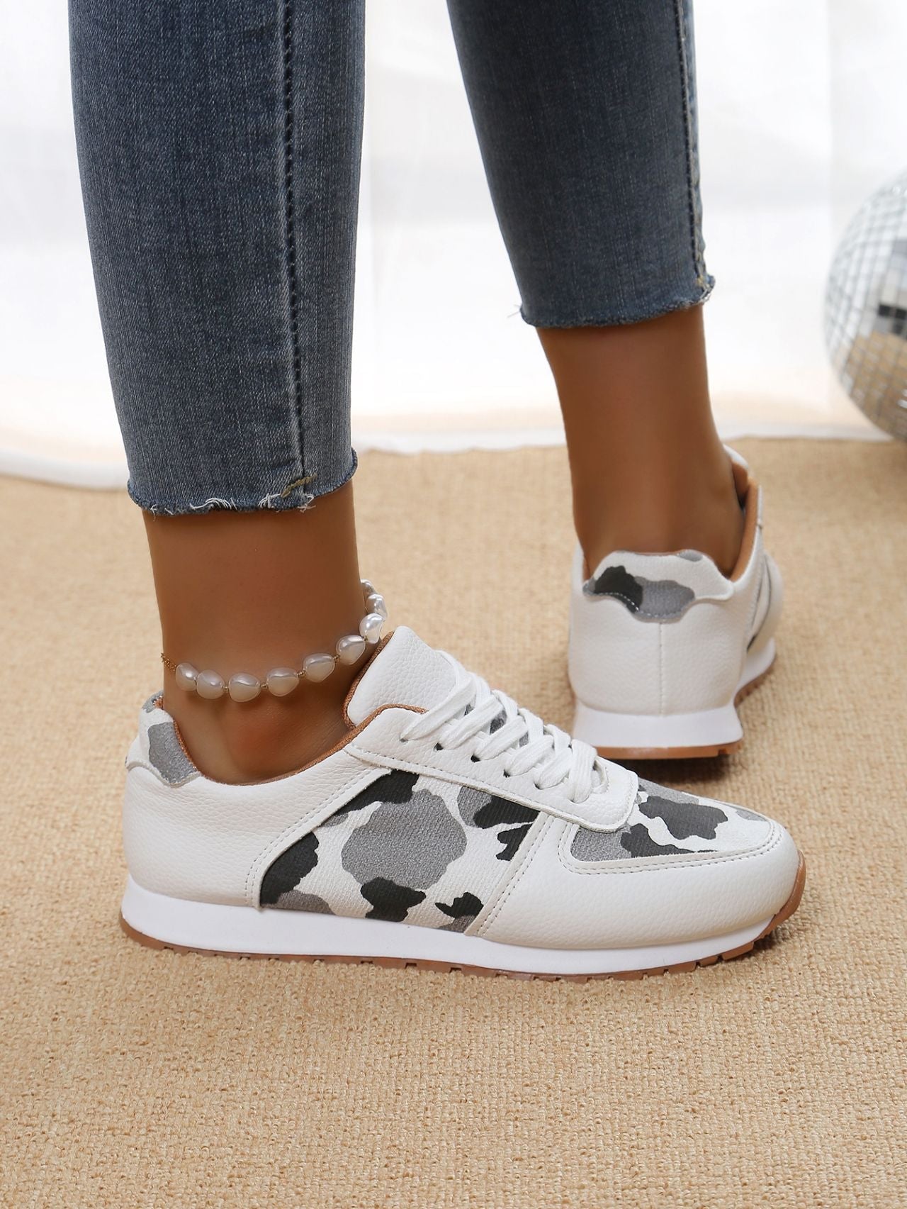 Bequeme und stylische orthopädische Sneakers