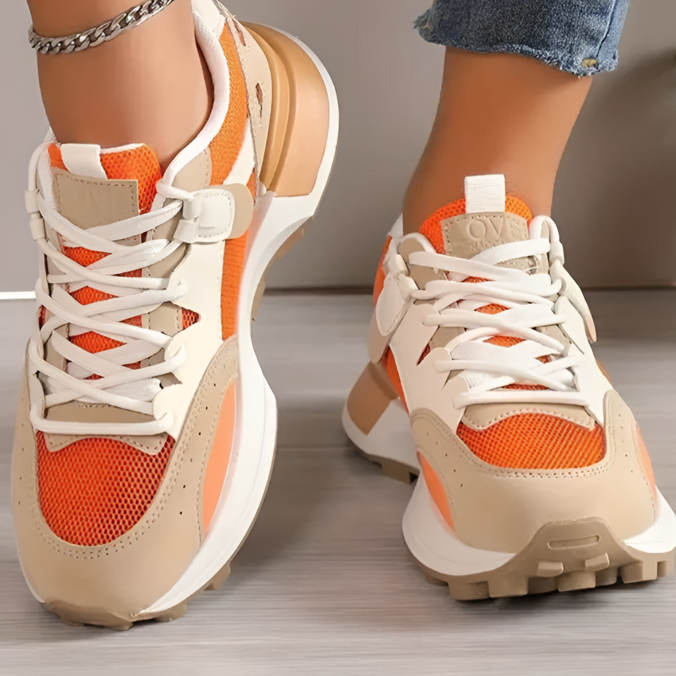 Bequeme und modische orthopädische Sneakers